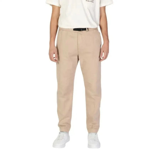 Beige sweatpants featuring elastic waistband and cuffs from Gas Men Trousers collection