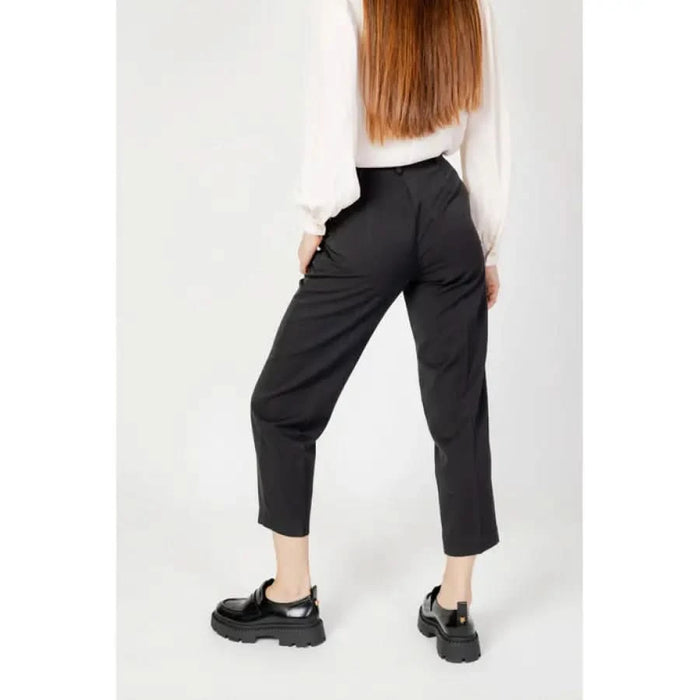 Hanny Deep - Women Trousers - Clothing