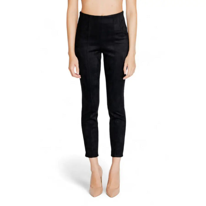 Black high-waisted cropped skinny pants from Street One for women’s fashion