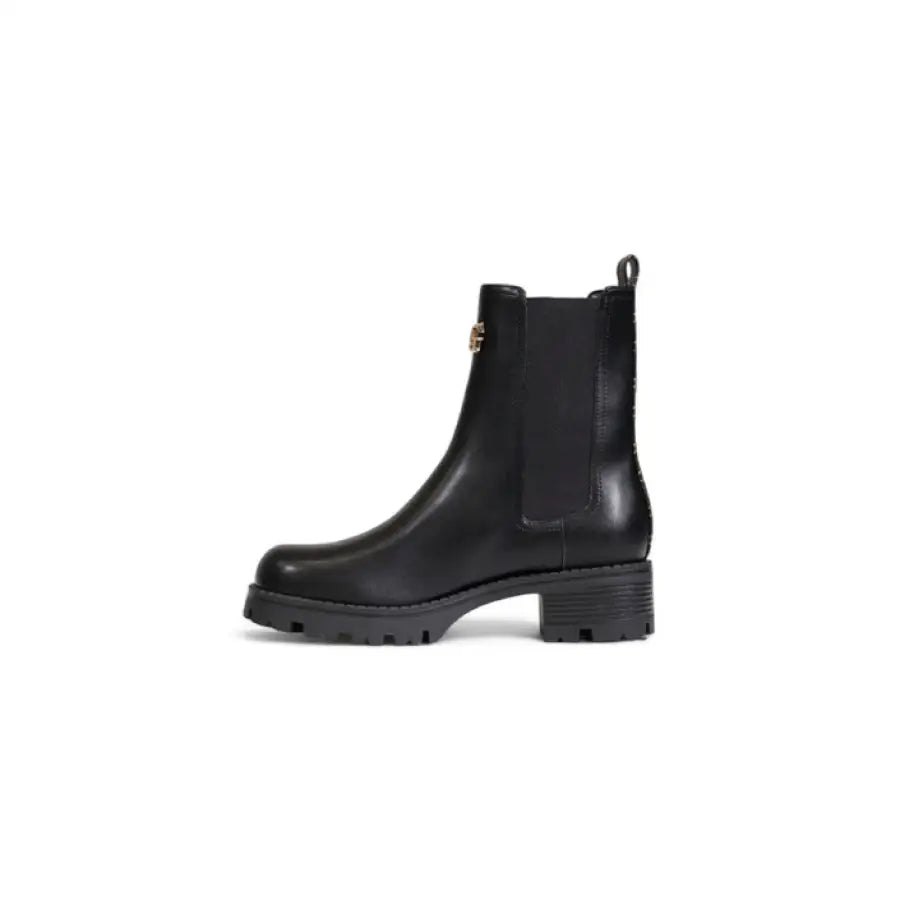 Black leather ankle boot with chunky sole and elastic panel - Guess Women Boots