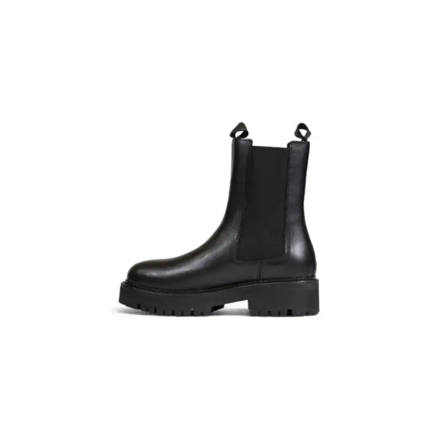 Tommy Hilfiger Women Boots: Black leather Chelsea boot with chunky platform sole