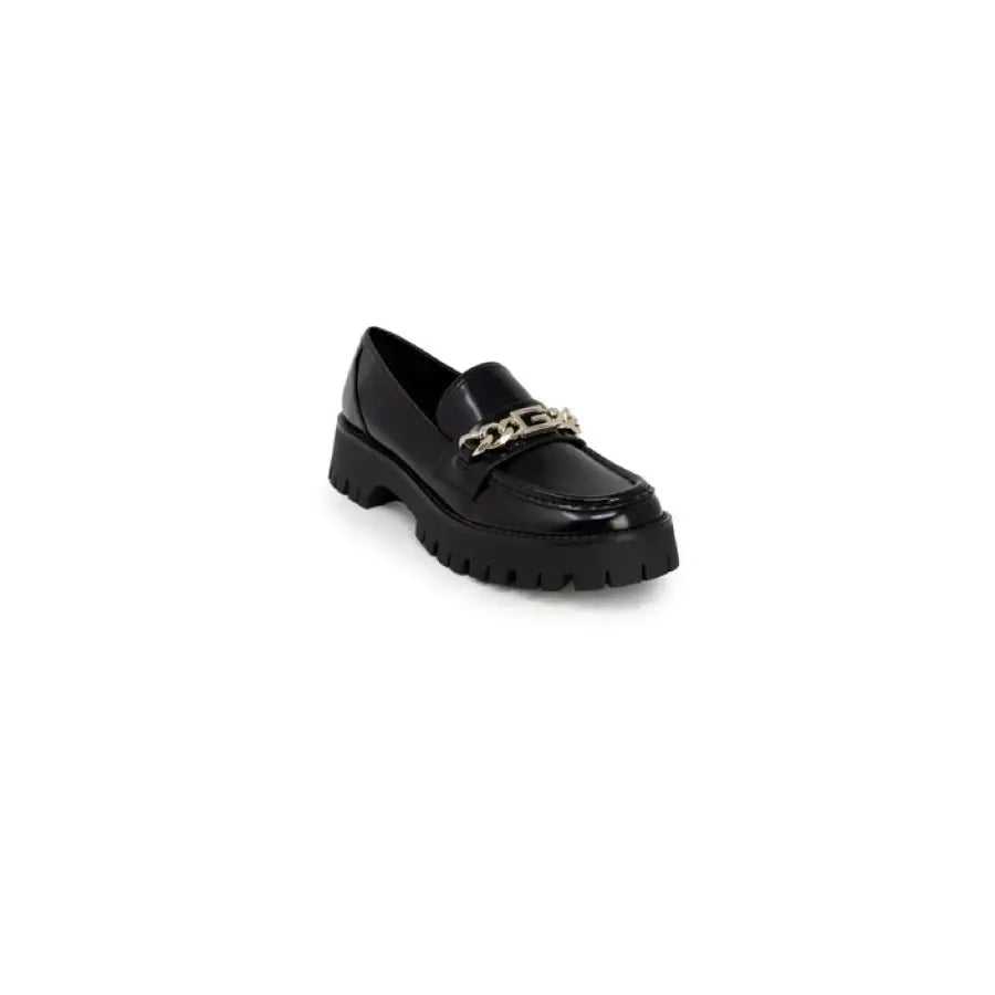 Black leather Guess women’s loafer with chunky sole and metal chain detail