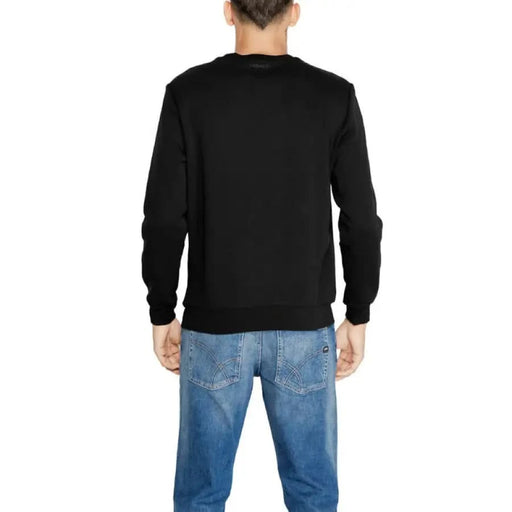 Black long-sleeved sweater with blue jeans from the back Antony Morato Men Sweatshirts collection