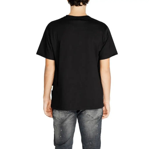 Back view of a Black short-sleeved Icon Men T-Shirt with round neck in Apparel & Accessories