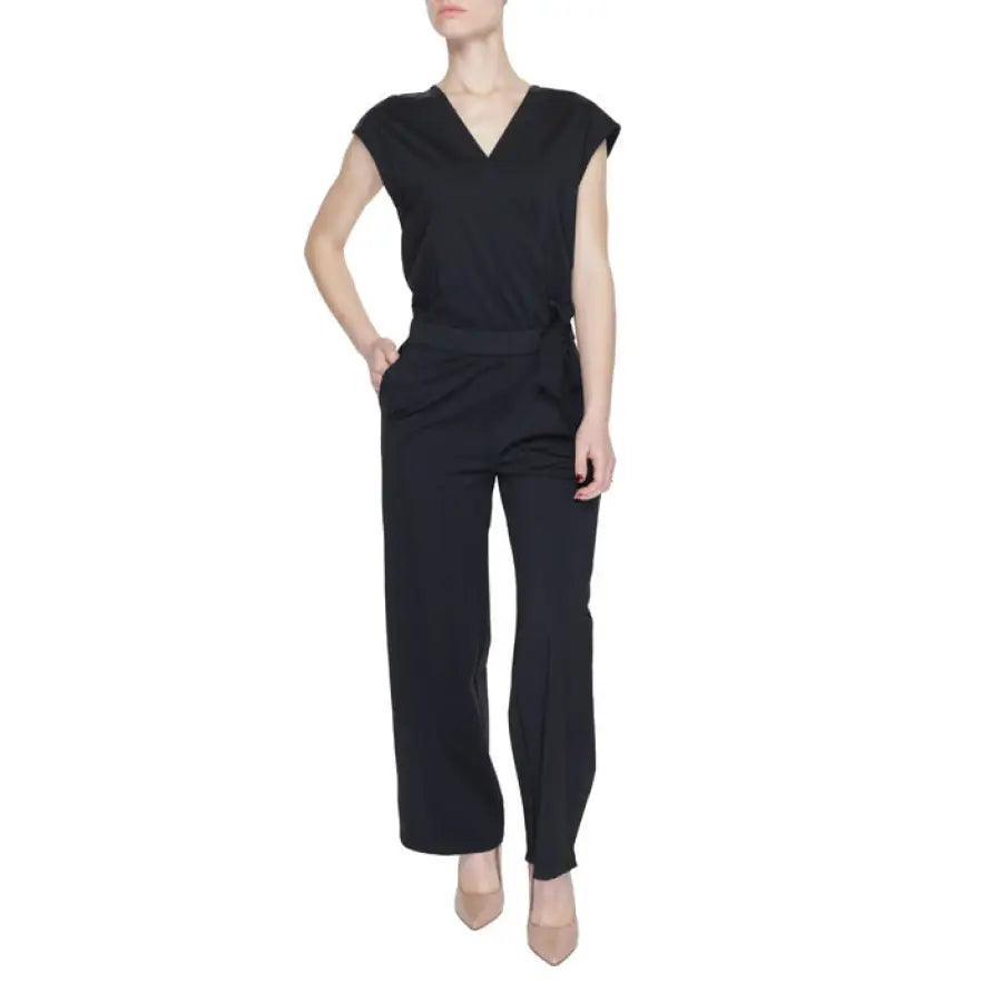 Black sleeveless jumpsuit with wide-leg pants and V-neckline - Street One Women Jumpsuit