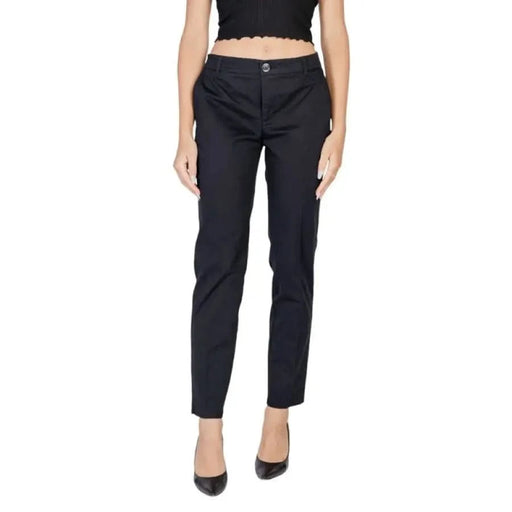 Black straight-leg cropped ankle dress pants from Street One for women