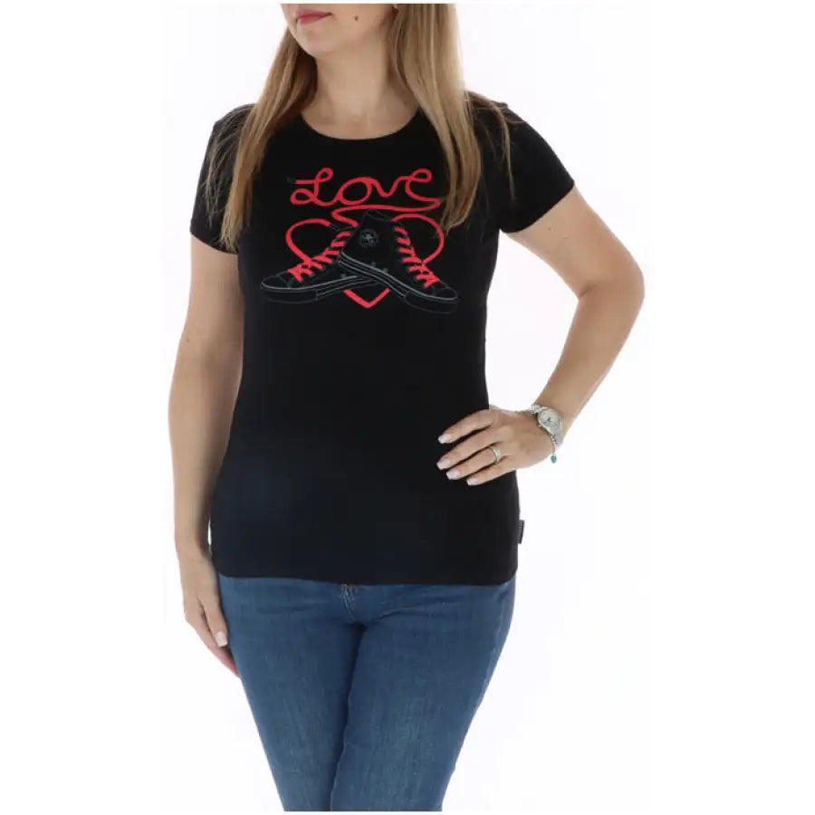 Converse Women Black T-Shirt with Red ’Love’ Design and Heart-Shaped Sneakers