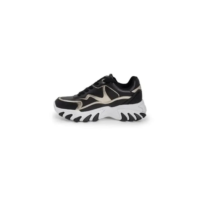 Guess Women Sneakers - Black and white chunky athletic sneaker with thick, textured sole