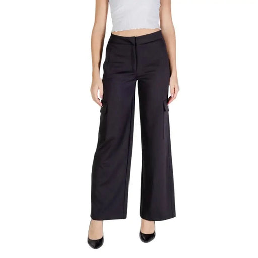 Black wide-leg dress pants with front pockets from Ichi Women Trousers collection