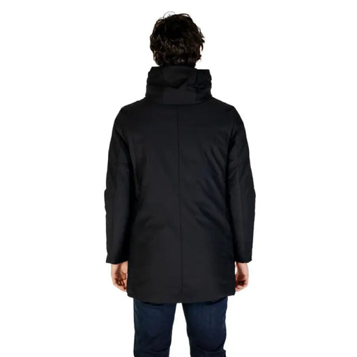 Black winter coat with high collar viewed from the back by Hydra Clothing