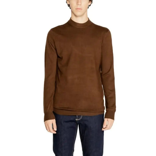 Brown mock neck sweater with long sleeves from Antony Morato Men Knitwear collection