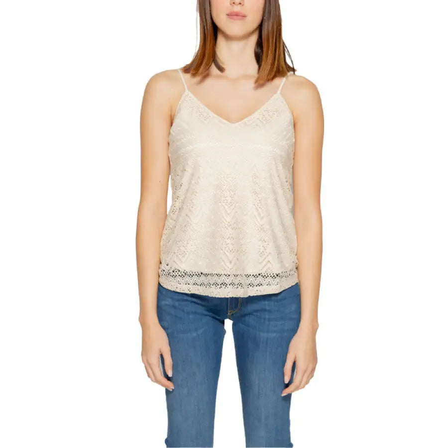 Cream-colored lace camisole top with V-neckline from Vero Moda Women’s Undershirt collection