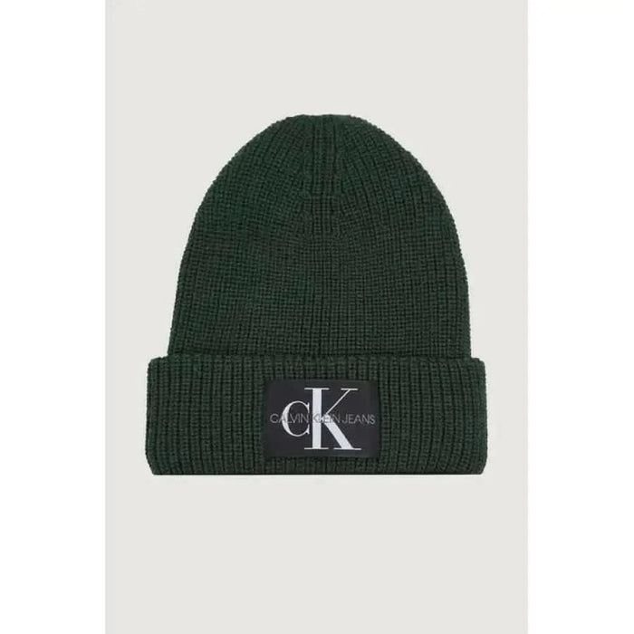 Calvin Klein Jeans Women’s dark green knit beanie with logo patch