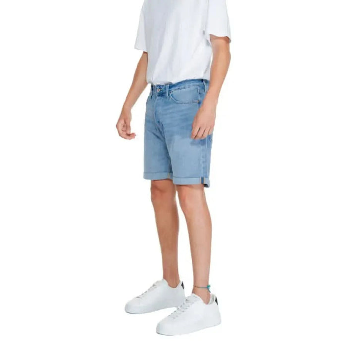 Jack & Jones Men Shorts styled with white t-shirt and white sneakers for a trendy look