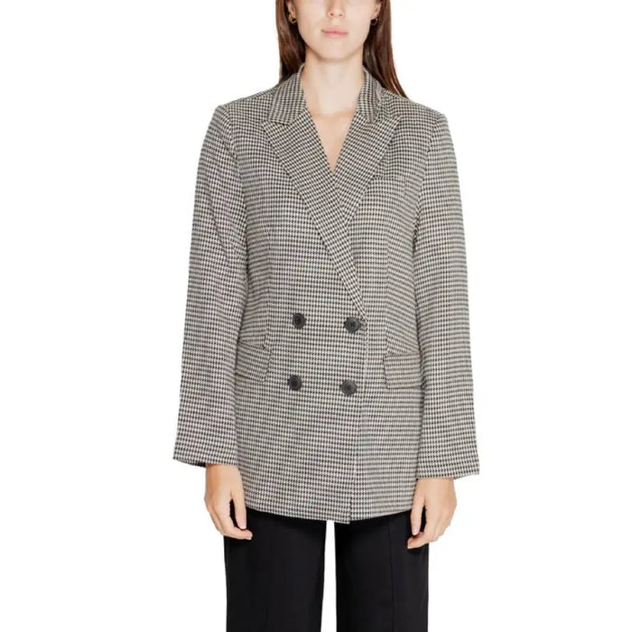 Double-breasted houndstooth blazer with notched lapels by Only for women