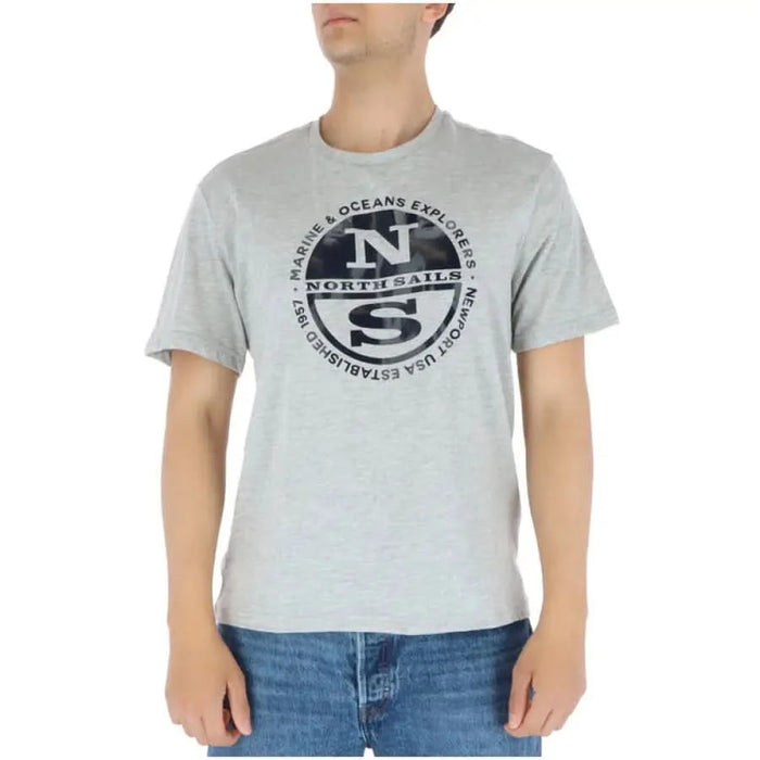 Gray North Sails Men T-Shirt with circular NS logo and nautical-themed text design