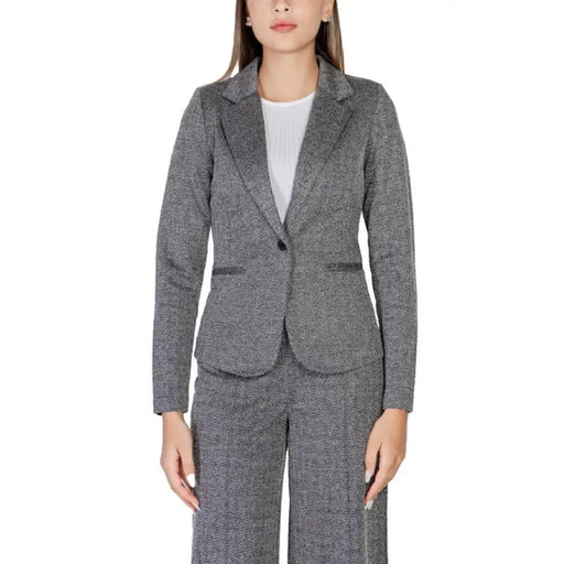 Gray tweed blazer over a white top from Ichi Women Blazer collection