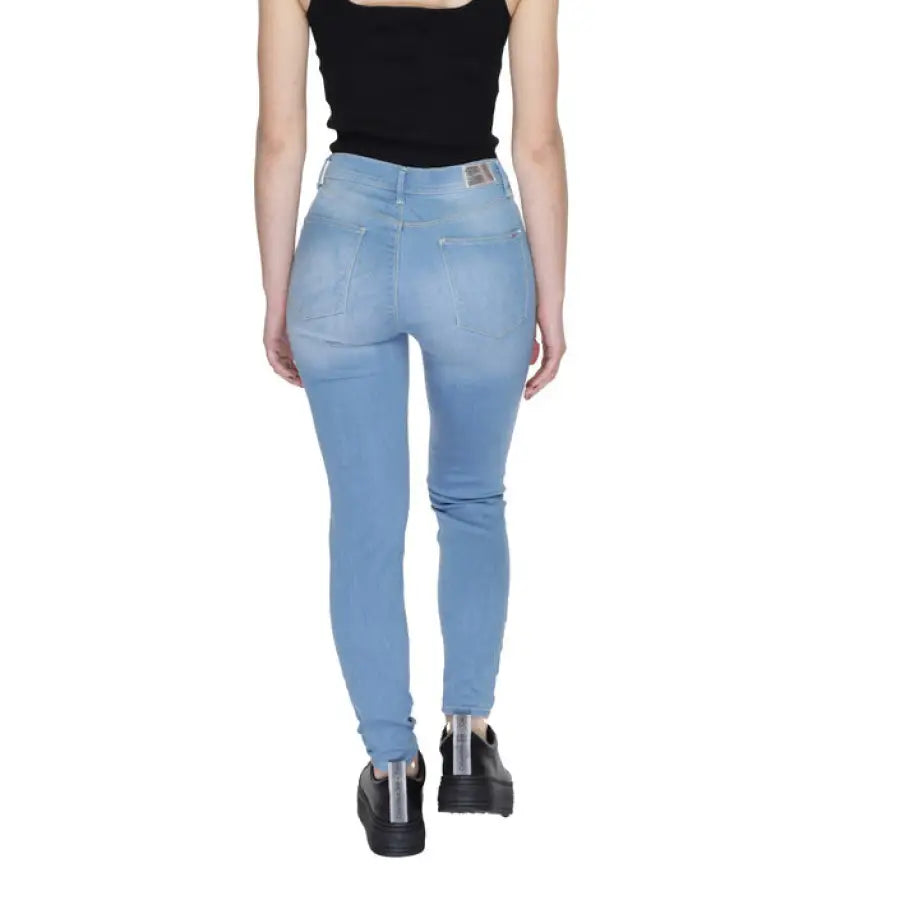 Gas - Gas Women Jeans: Light blue skinny jeans with black top and platform shoes