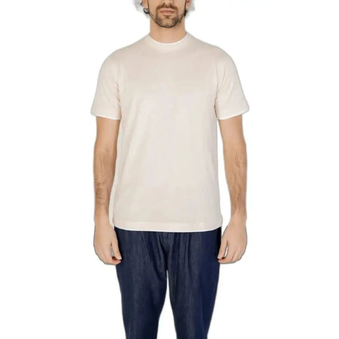 Man in white T-shirt and blue jeans - Urban Style Clothing by Hamaki-ho