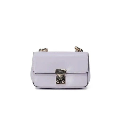 Guess women’s mini box bag in lila perfect for spring summer season.