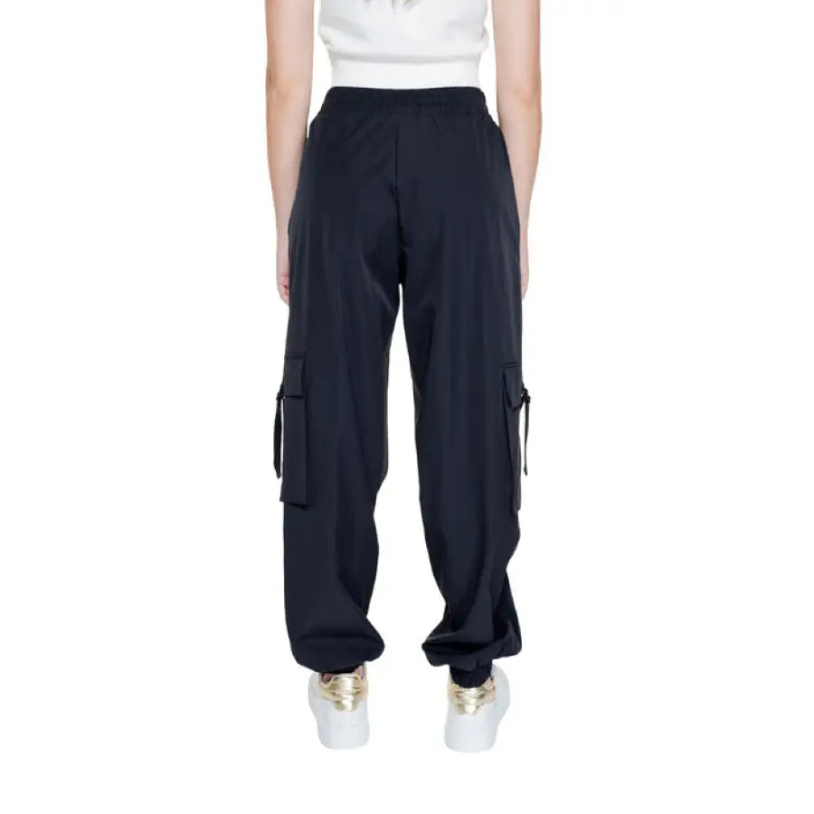 Guess Active women’s navy blue cargo pants with side pockets and elastic cuffs