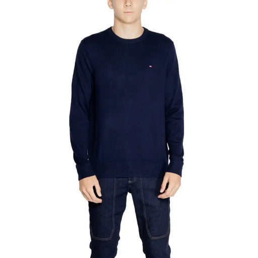 Navy blue crew neck sweater with logo detail from Tommy Hilfiger for men