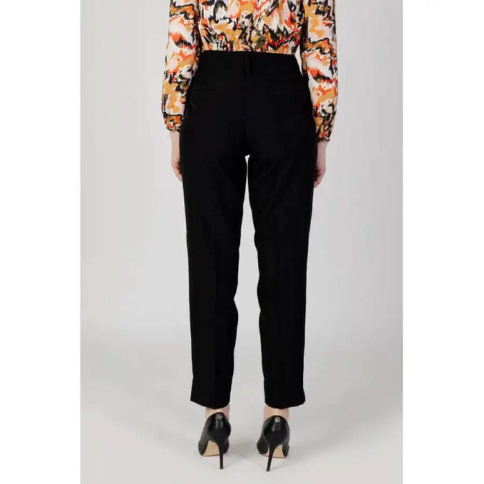 Only - Women Trousers - Clothing