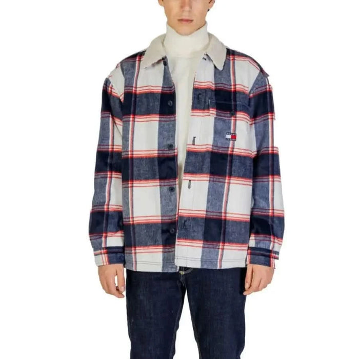 Plaid flannel jacket with sherpa lining and button closure by Tommy Hilfiger Jeans