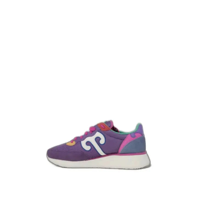 Wushu Wushu women sneakers with a rainbow sole in purple and blue