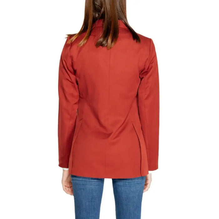 Red blazer for women by Vero Moda, displayed from the back view