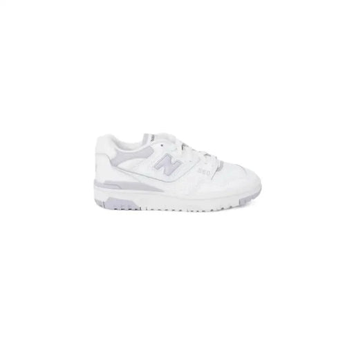 White New Balance Women Sneakers with light gray accents