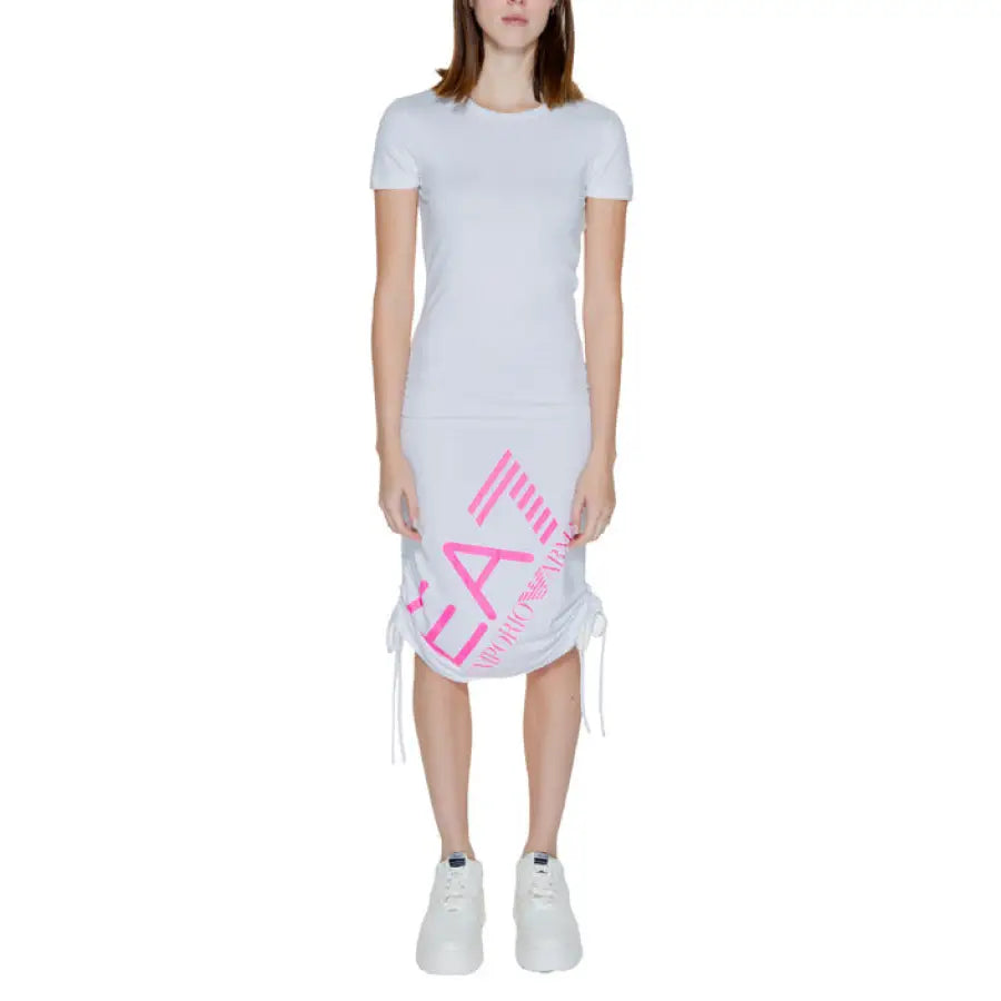 Stylish white EA7 fitted t-shirt dress with pink logo and ruched sides for women