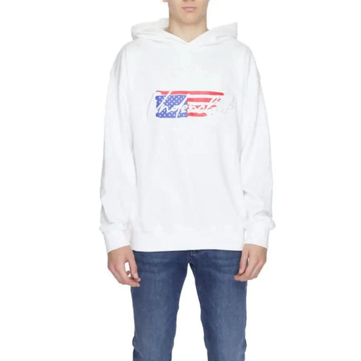 White hoodie featuring American flag, defining urban style clothing - Underclub Men