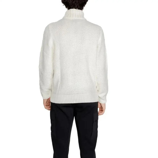 White knit turtleneck sweater back view from Gianni Lupo Men Knitwear collection