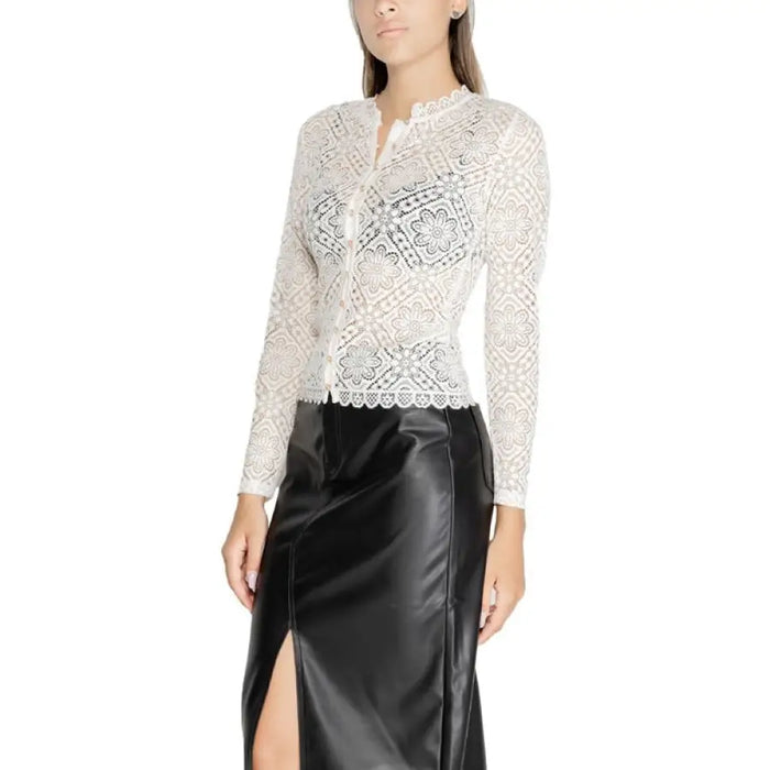 White lace long-sleeved top with v-neckline from Morgan De Toi Women Shirt collection