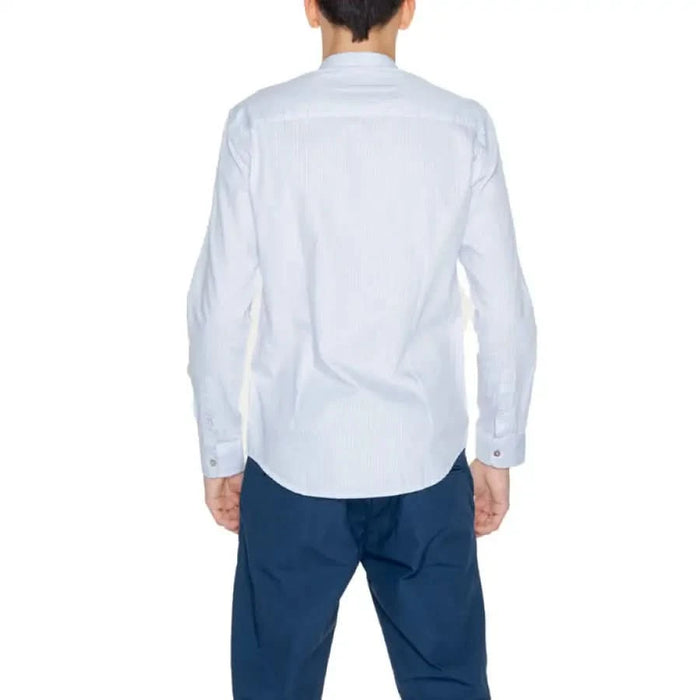 Back view of Gianni Lupo Men Shirt, white long-sleeved dress shirt with blue pants