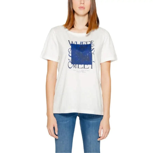 White t-shirt with ’WILDE SWEET MEET’ blue graphic text, product: Street One Women T-Shirt