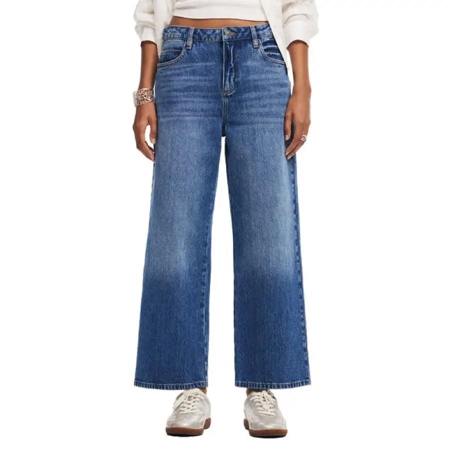 High-waisted wide leg blue jeans from Desigual - Desigual Women Jeans collection