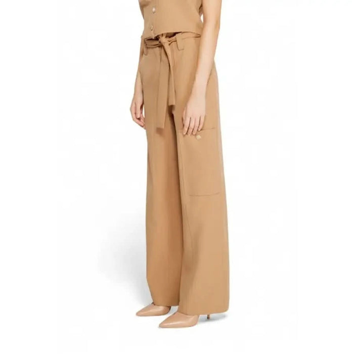 Wide-leg camel-colored trousers with tie waist from Rinascimento Women Trousers collection