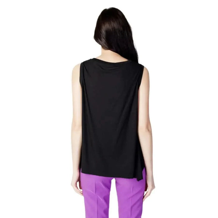 Hanny Deep - Women Blouse - Clothing