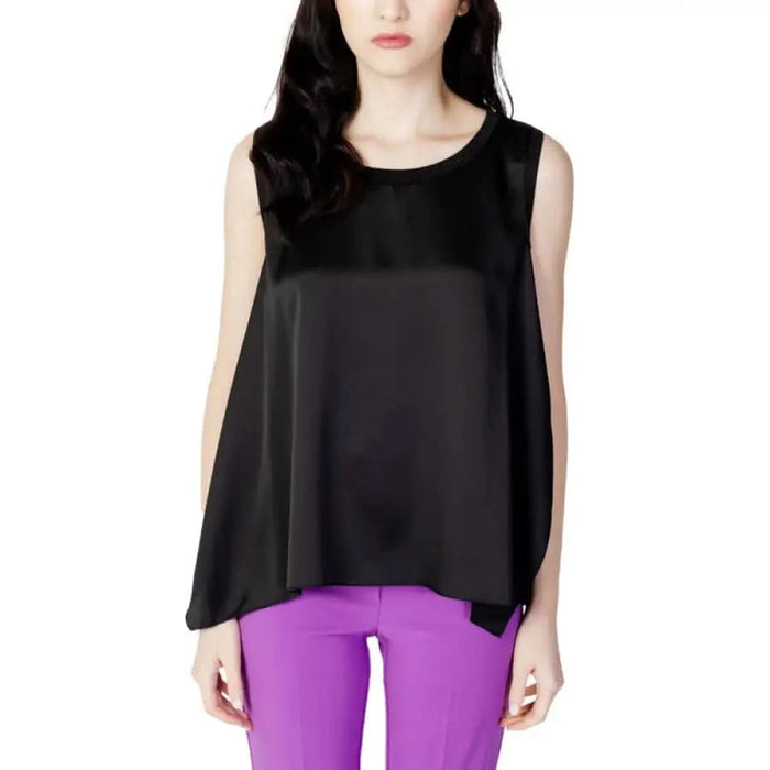 Hanny Deep - Women Blouse - black / XS - Clothing