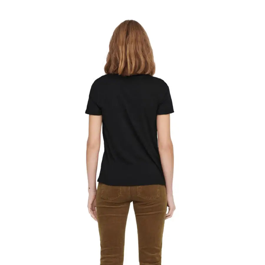 Black T-Shirt & Brown Pants by Only - Stylish back view of women’s casual wear