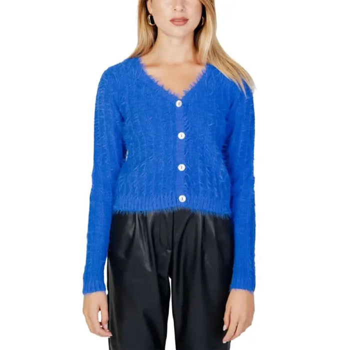 Vero Moda Women Blue Cardigan Sweater - Stylish and Comfortable Attire