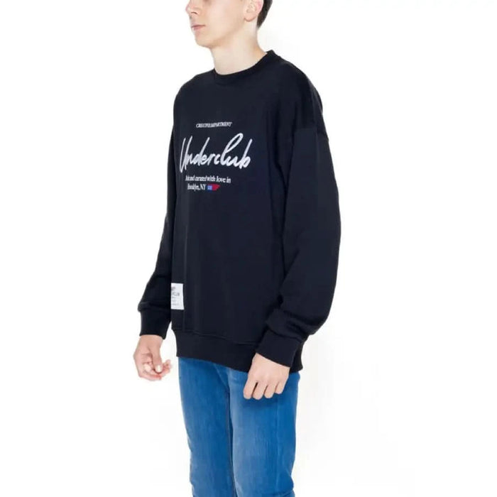 Young boy wearing Underclub Men Sweatshirt with ’I love you’ text in black color